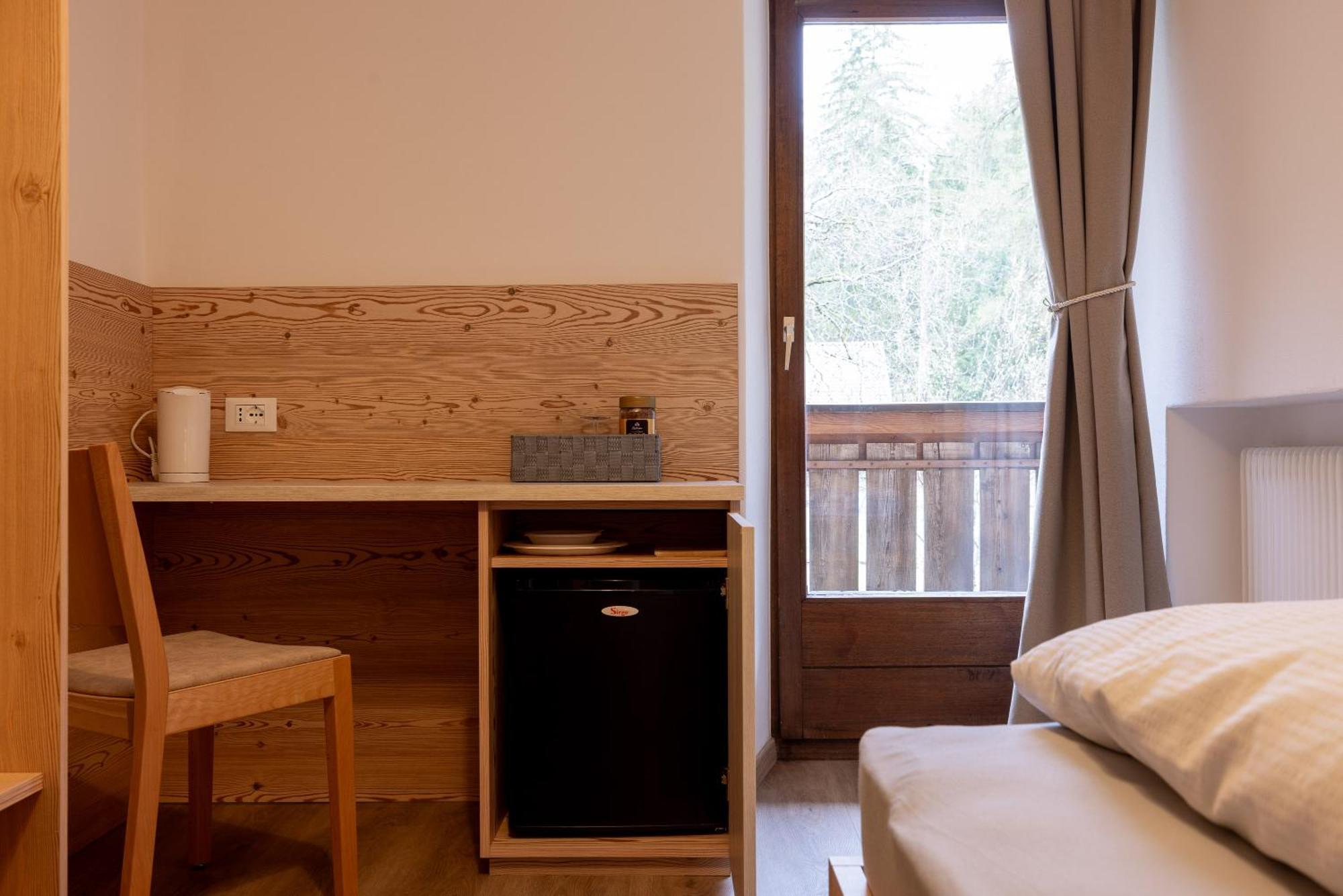 San Pietro Dolomiti Small Budget Hotel Ortisei Esterno foto